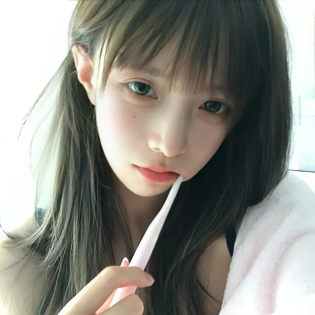 橙色女孩